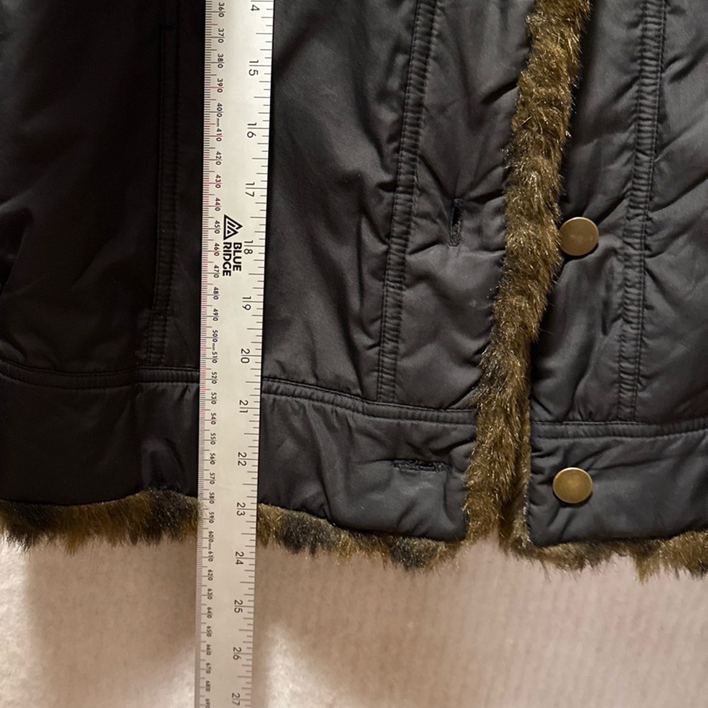 FUDA New York  Women’s Fur Trim Jacket Size S Black Button Pockets EUC - Picture 9 of 11